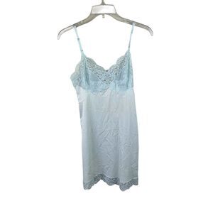 Vassarette Full Blue Slip Sz 32 Small Peek-thru Lace Top Vtg